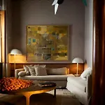 Alavya Hotel